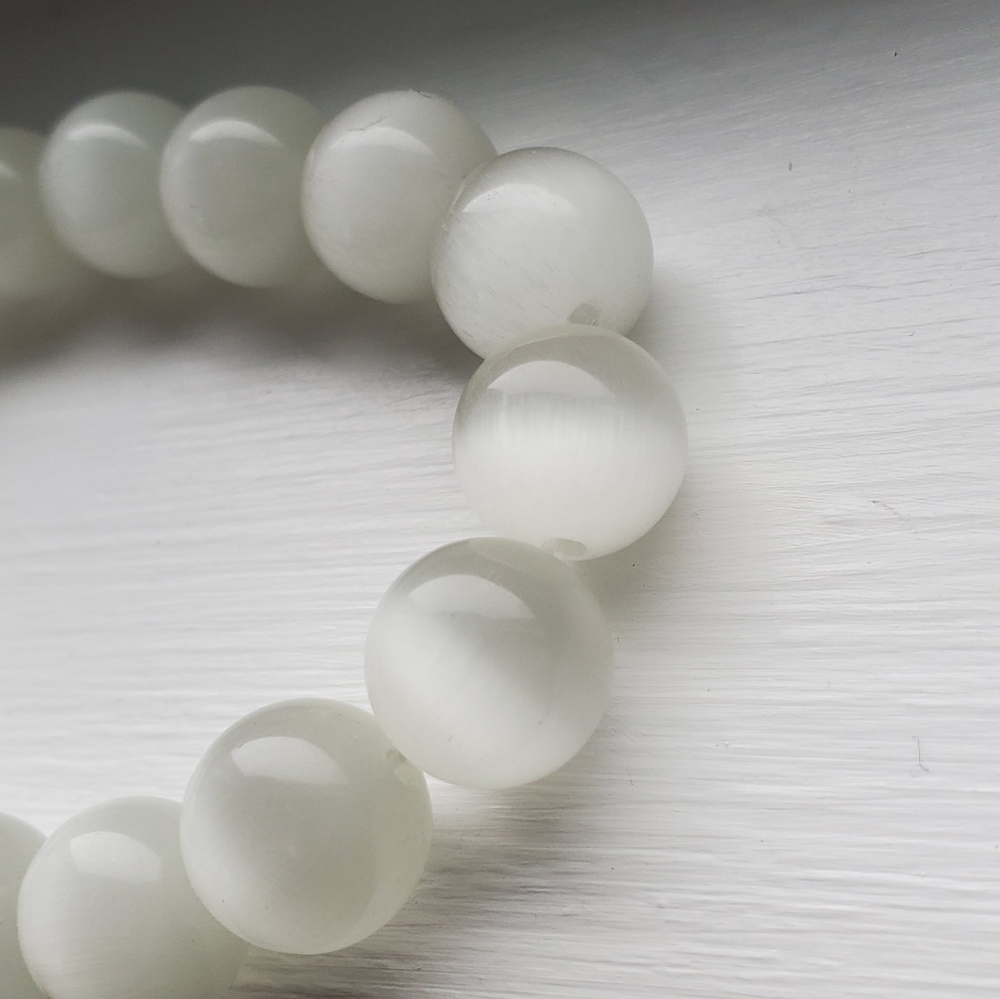 White catseye bracelet